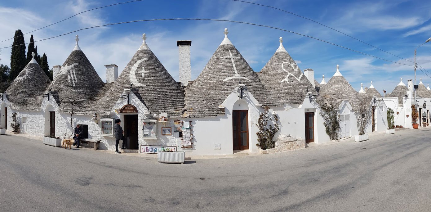 Alberobello Street Trulli, Puglia