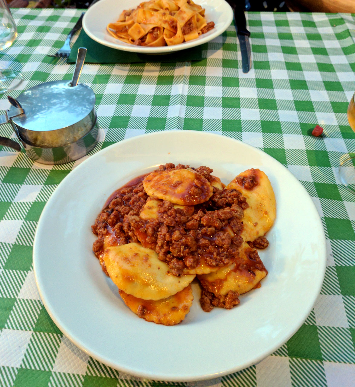 Pasta al ragu, Bologna